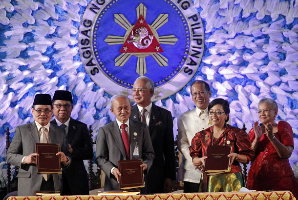 Peace pact shown at Malacanang presidential palace in Manila