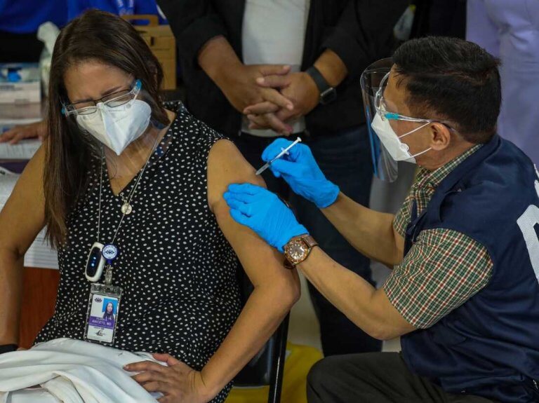 13 businesses push for no vaccine, no work policy