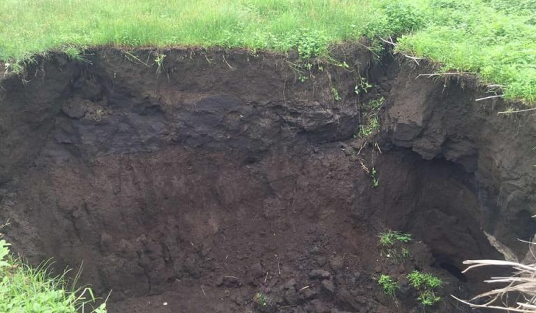 3 apparent sinkholes appeared in Taal, Batangas