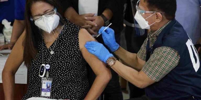 650K Pinoys vaccinated against COVID-19-DOH