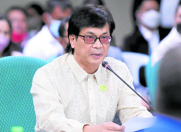 Abalos also apologized for house-to-house visit to journalists