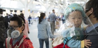 Airline passengers also required to wear face shields