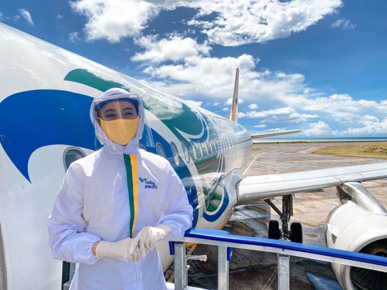 Airlines rushing to vaccinate employees