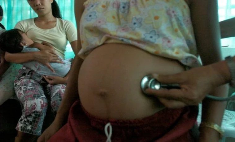 Around 7 girls aged 14 below gives birth in PH every day - PopCom