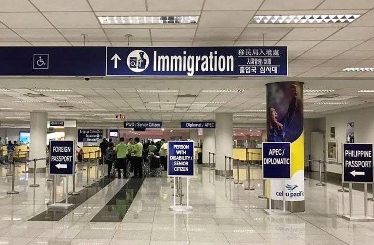 BI officer denies asking yearbook from passenger