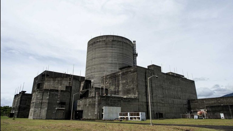Bataan nuclear plant still functional