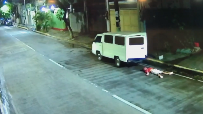 CCTV captures man thrown, shot dead in Manila street