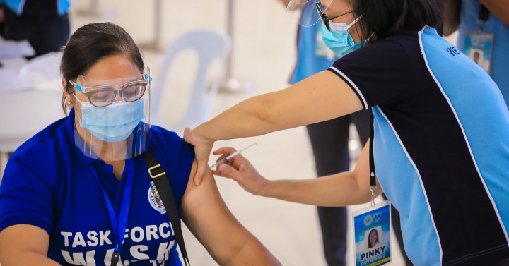 COVID-19 vaccination for A4 priority in Central Luzon begins