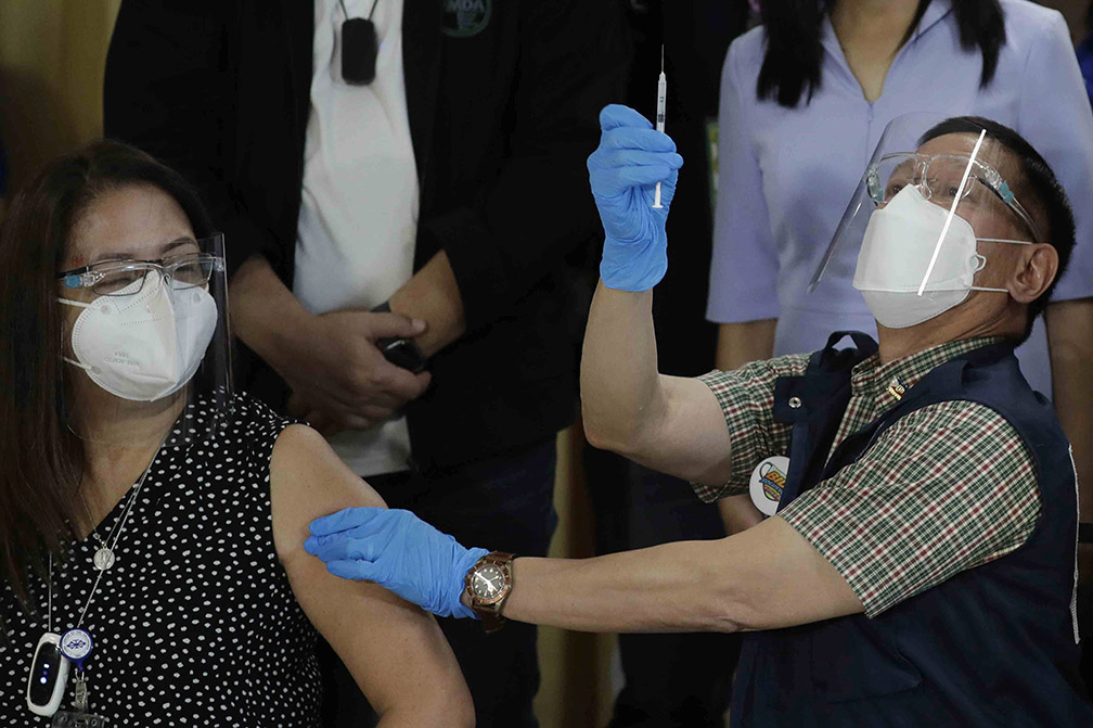 covid-19 vaccine side effects philippines