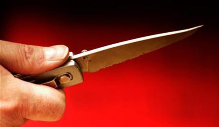 Chinese bodyguard stabs manager in Muntinlupa