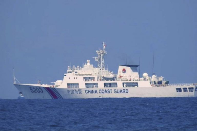 Chinese coast guard hits PH boat with water cannon