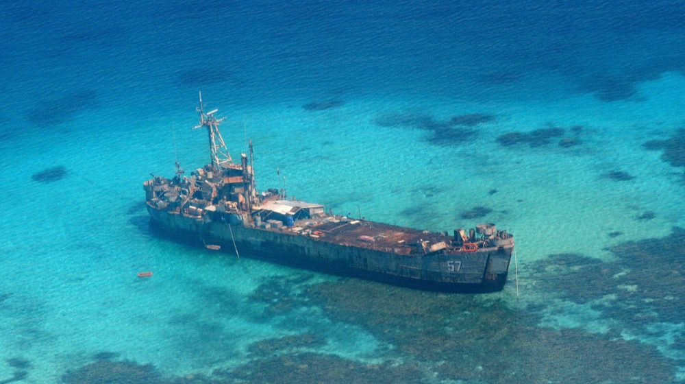 Chinese ships 'blocked, water cannoned' 2 Philippine boats enroute Ayungin Shoal - Locsin