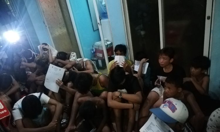 Curfew on minors Metro Manila, 400 saved