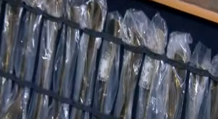 Cutlery with shabu inside allegedly sold online