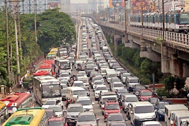 DOTr eyes collecting toll fees in EDSA by 2021