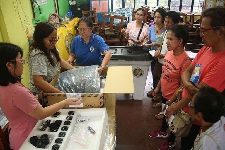 DepEd supports exempting teachers' poll pay from taxes