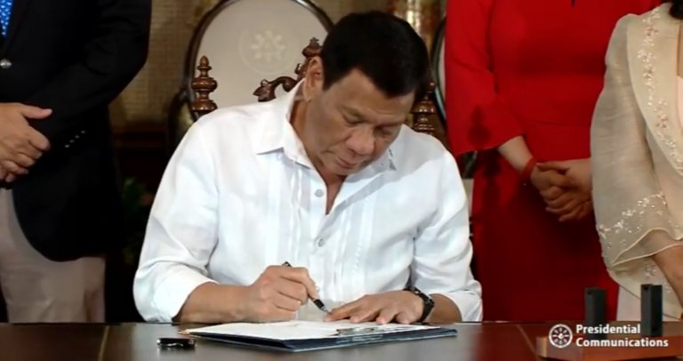 Duterte approves additional funds for national ID system