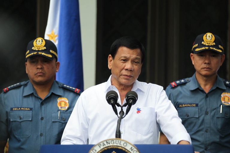 Duterte gives warning, assurance to police