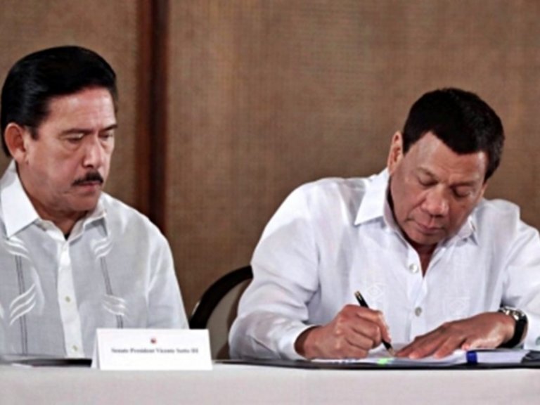 Duterte not endorsing Tito Sotto for VP in 2022 elections