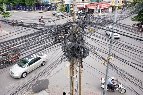 EdC Cambodia electric lines, cambodian electric bills, Facebook warning Cambodia