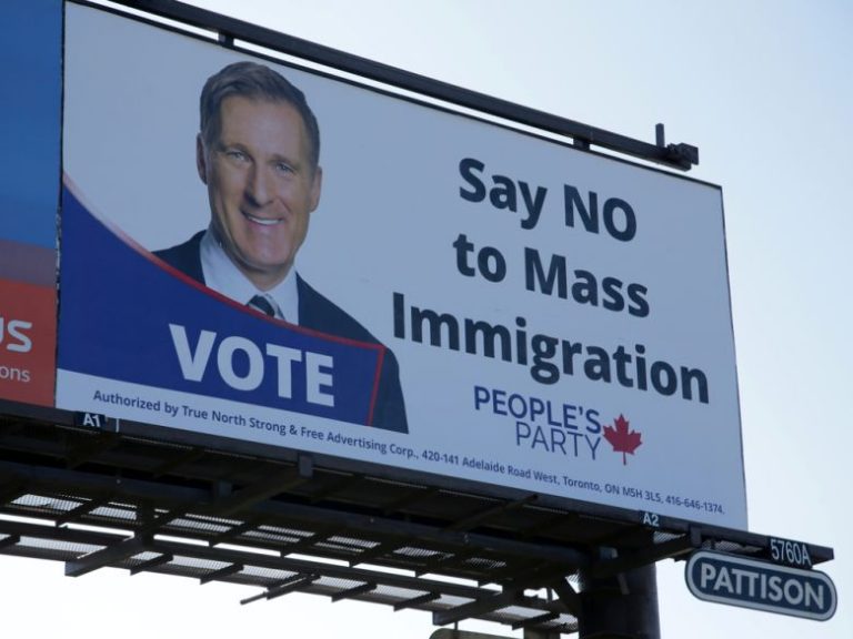 Filipino Canadians react to anti-mass immigration billboards