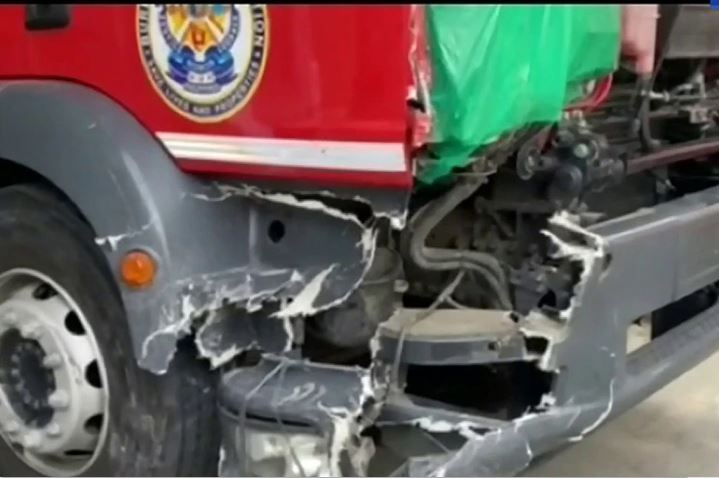 Fire truck hits woman in Pateros