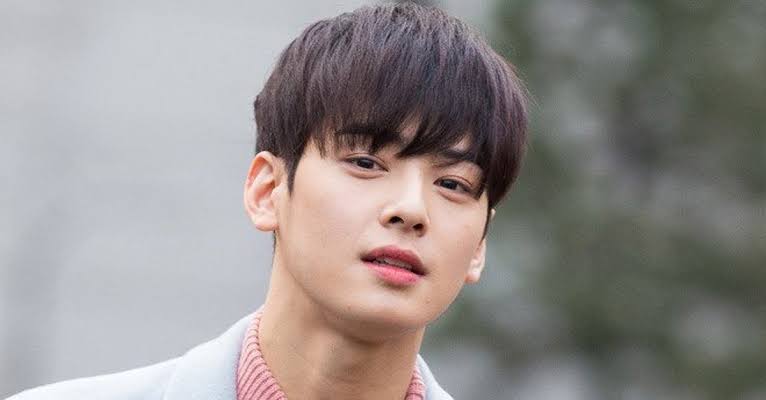 'Gangnam Beauty' K-pop star Cha Eun Woo in Manila