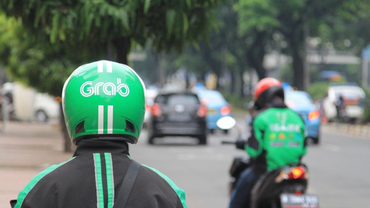 Grab Philippines proposes P5 'disinfection fee' to LTFRB