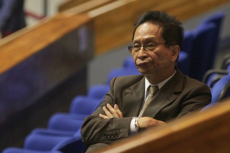 He said yes palace spokesperson Panelo accepts commute challenge