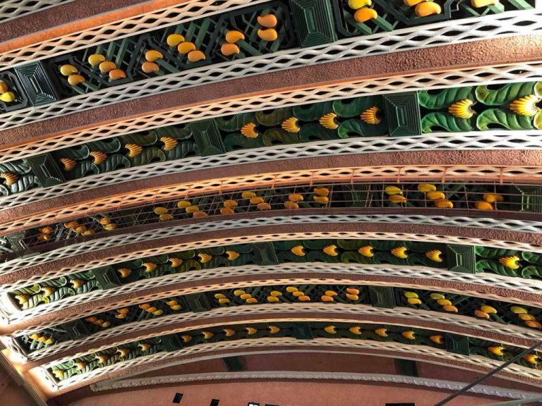 Historic Metropolitan Theater reopened after 25 years