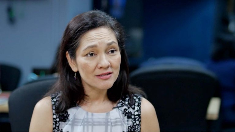 Hontiveros opposes making vaccination a requirement for 4Ps beneficiaries