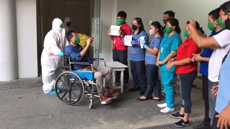 Journalist Howie Severino survives COVID-19