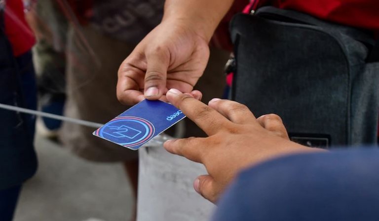Mandatory use of beep cards in EDSA Busway suspended starting Oct.5
