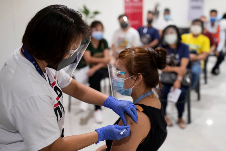 Manila and QC vaccinate over 1M residents, workers
