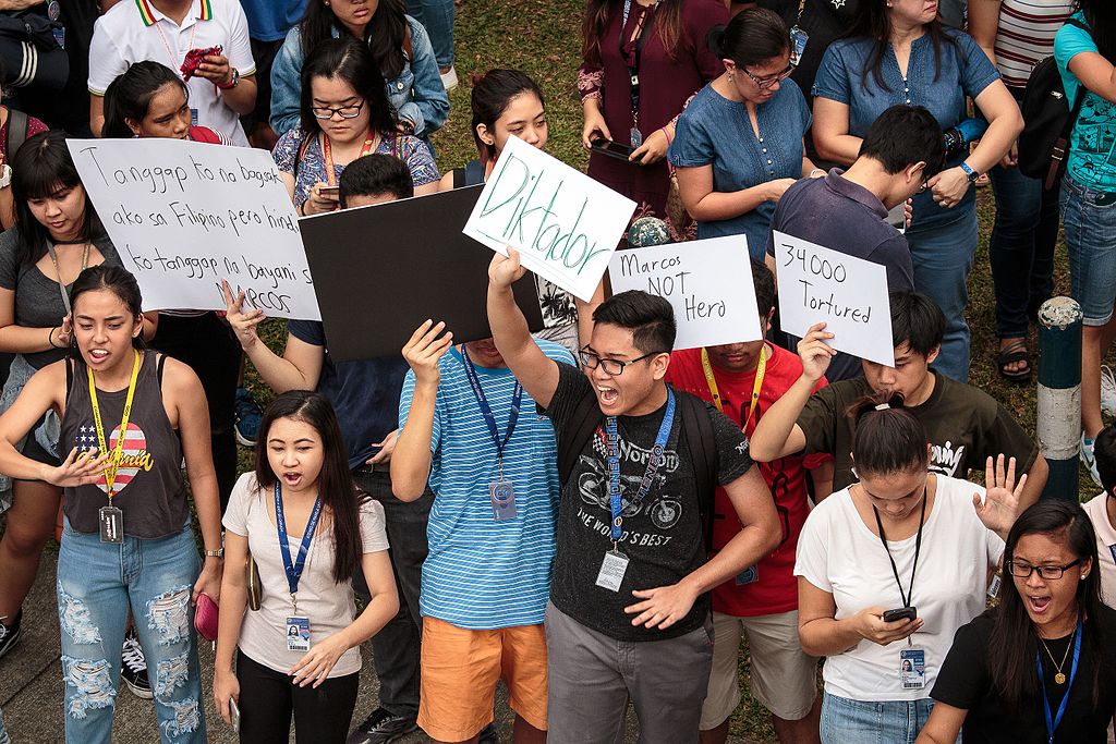 Marcos burial Ateneans protest 1