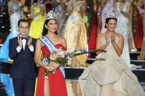 Miss World Philippines 2019 is Michelle Dee