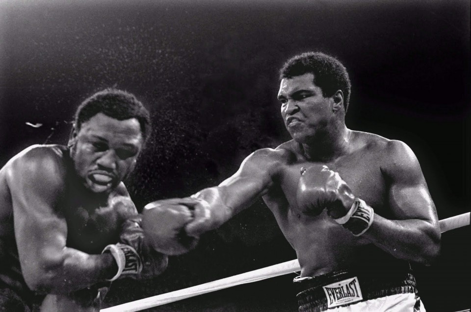 Muhammad-Ali-vs.-Joe-Frazier-in-Thrilla-in-Manila-Quezon-City-Metro-Manila-Philippines-1975, muhammad ali dead