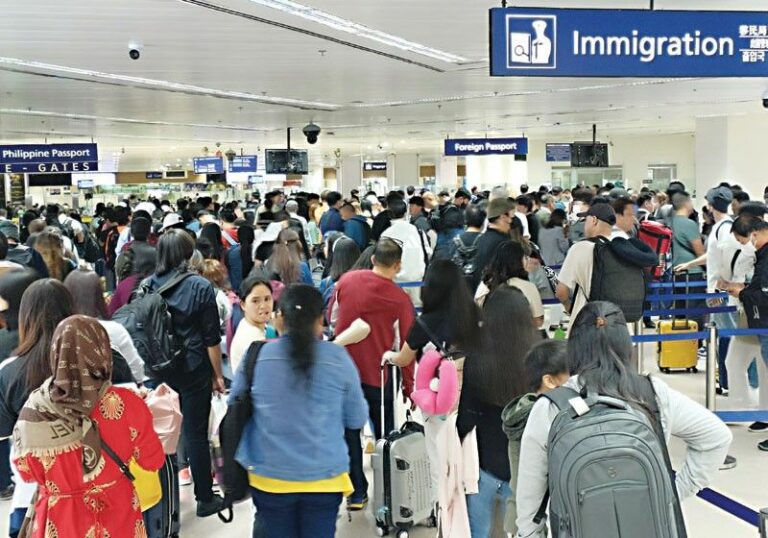 OTS clarifies footwear removal at airports implemented 'randomly'