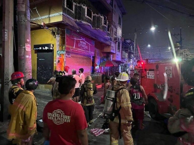 One dead, 24 others taken to hospital after ammonia leak, fire in Navotas