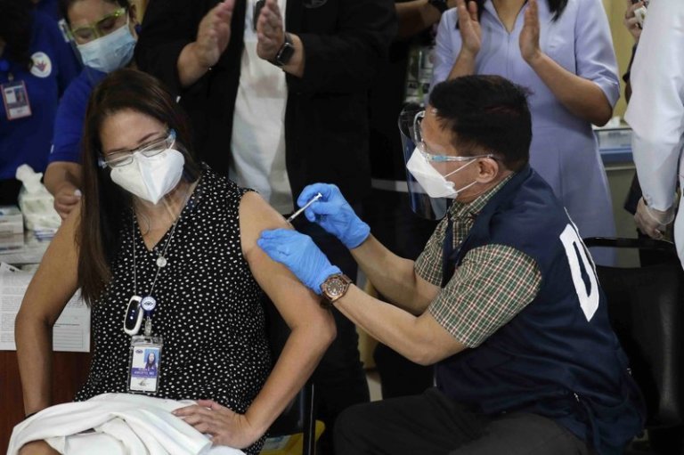 Over 3M Pinoys vaccinated against COVID-19- Galvez