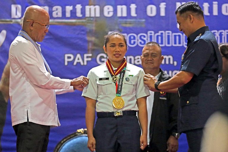 PHL Legion of Honor asked to be given to Hidilyn Diaz