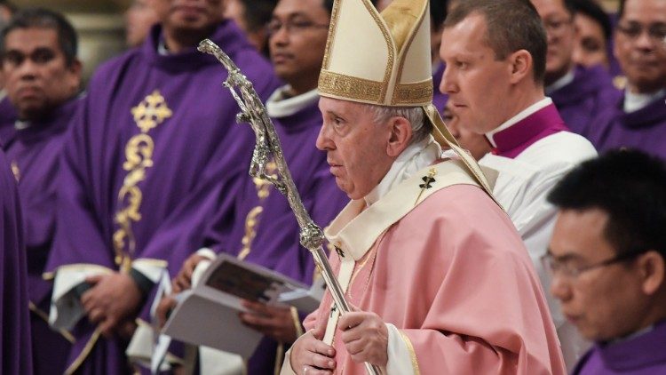 Pope Francis leads start of Simbang Gabi 2019 in Vatican