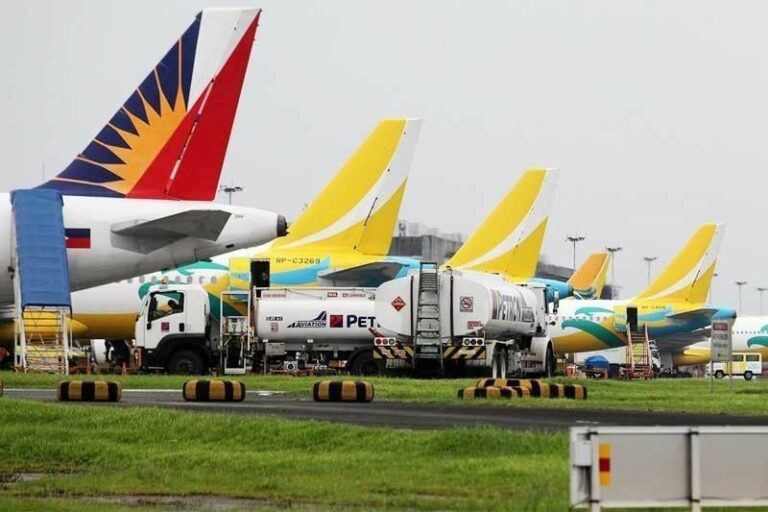 Senate probes overbooking of airline companies