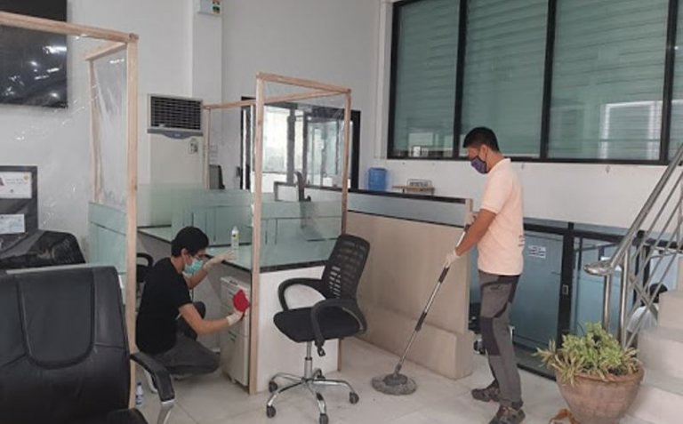 Separate space for vaccinated workers being pushed