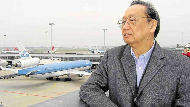 Sison at Airport in Netherlands
