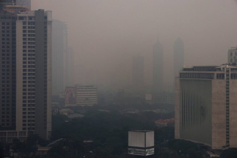 Smog in Metro Manila not from Taal Volcano