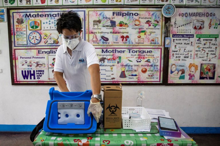 Some LGUs in Metro Manila preparing for vaccination A4, A5 groups