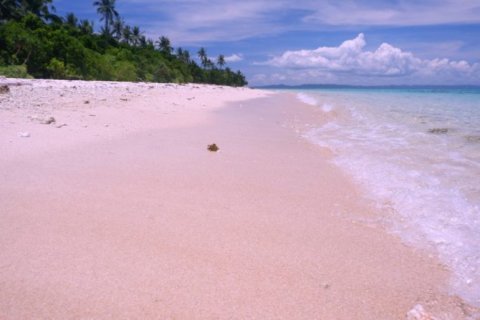 Subic Beach (Matnog, Sorsogon)