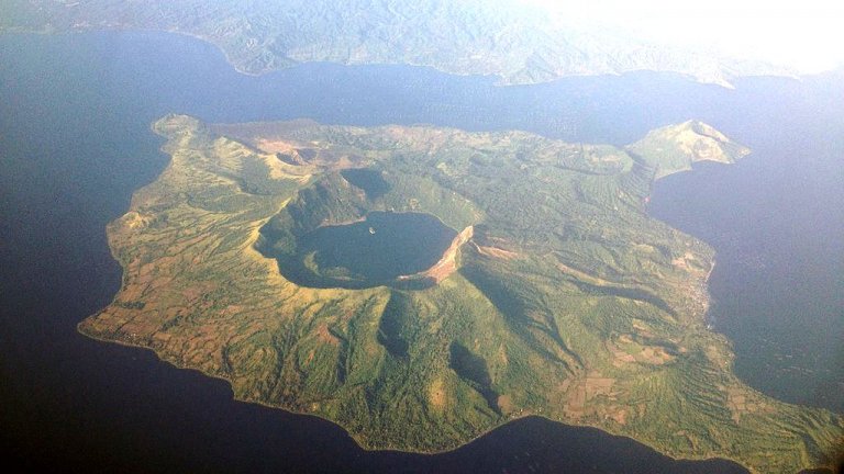 Taal Volcano records 26 quakes within 24-hr period