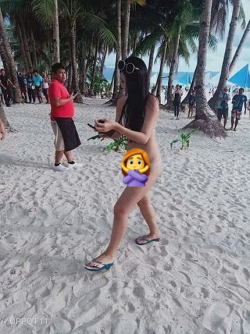 Taiwanese tourist wears just a string in Boracay